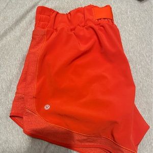LIKE NEW Limited Edition Lululemon Hotty Hot Shorts, size 12